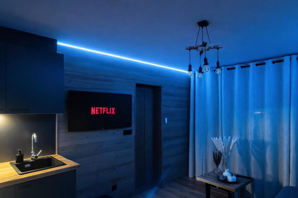 TV and multimedia, Kitchen or kitchenette