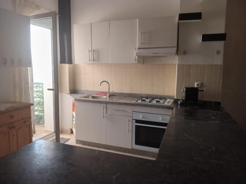 Appartement pré aéroport et océan Apartment in Tangier