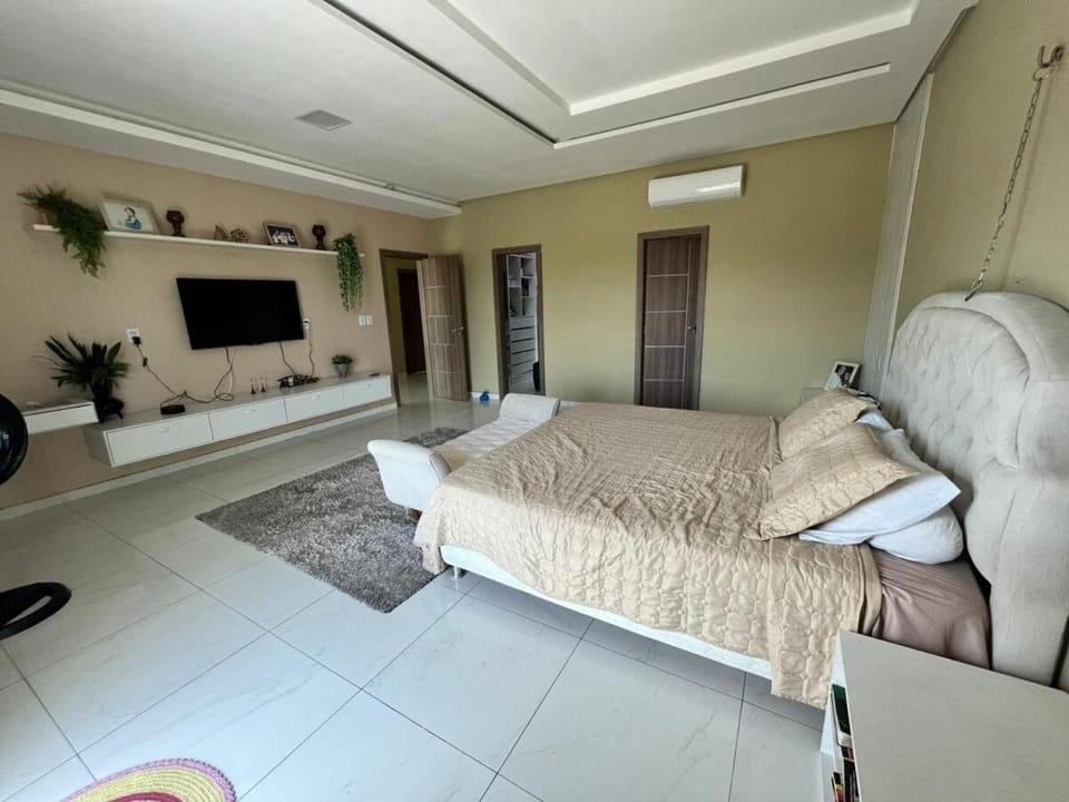 Espaçosa casa em condomínio House in Belém