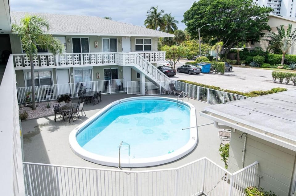 Property building, Pool view, Swimming pool