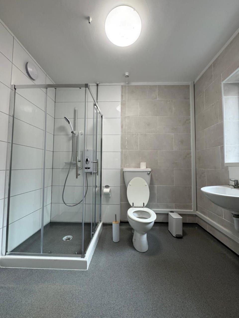 Serenity Rooms Vacation rental in Leicester