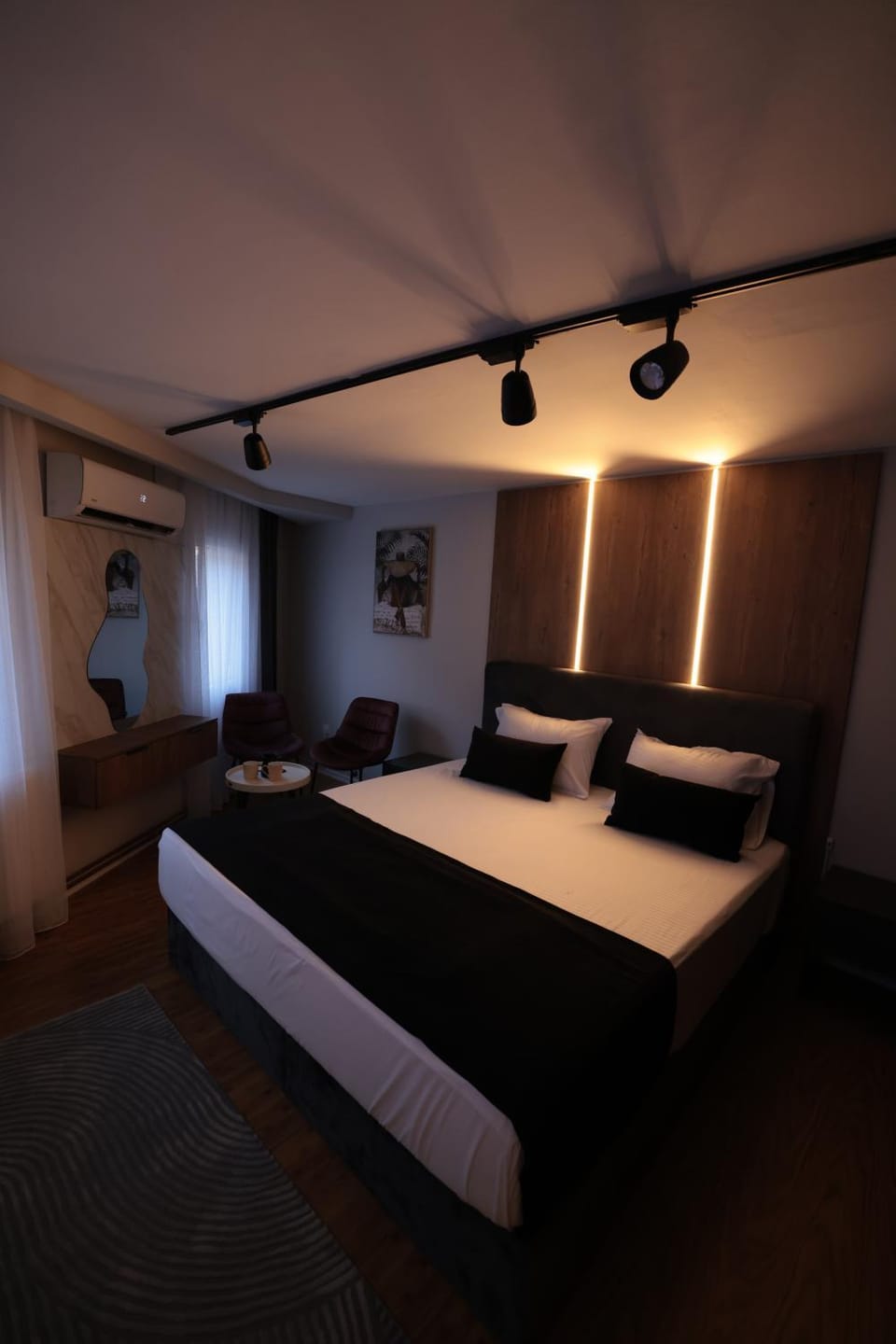 Photo of the whole room