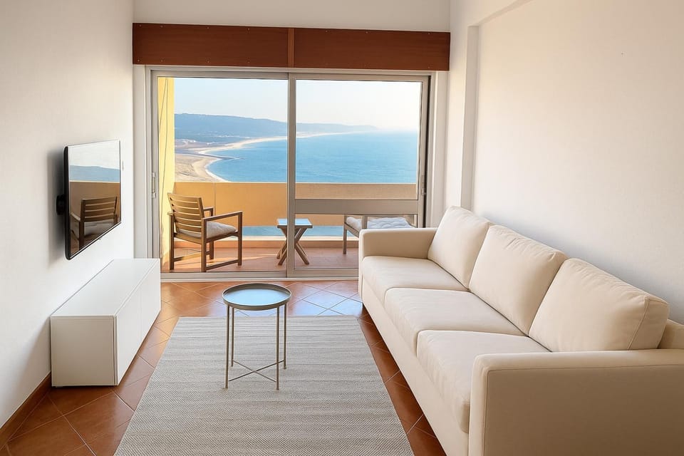 Almarea Ocean View Private Panoramic Terrace Apartment in Nazaré