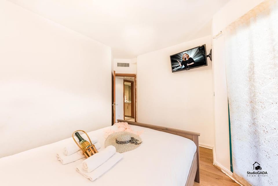 Family Vacation by Lake Kinneret Apartment in Tiberias