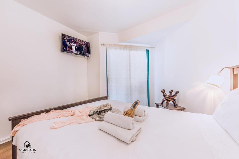 Family Vacation by Lake Kinneret Apartment in Tiberias