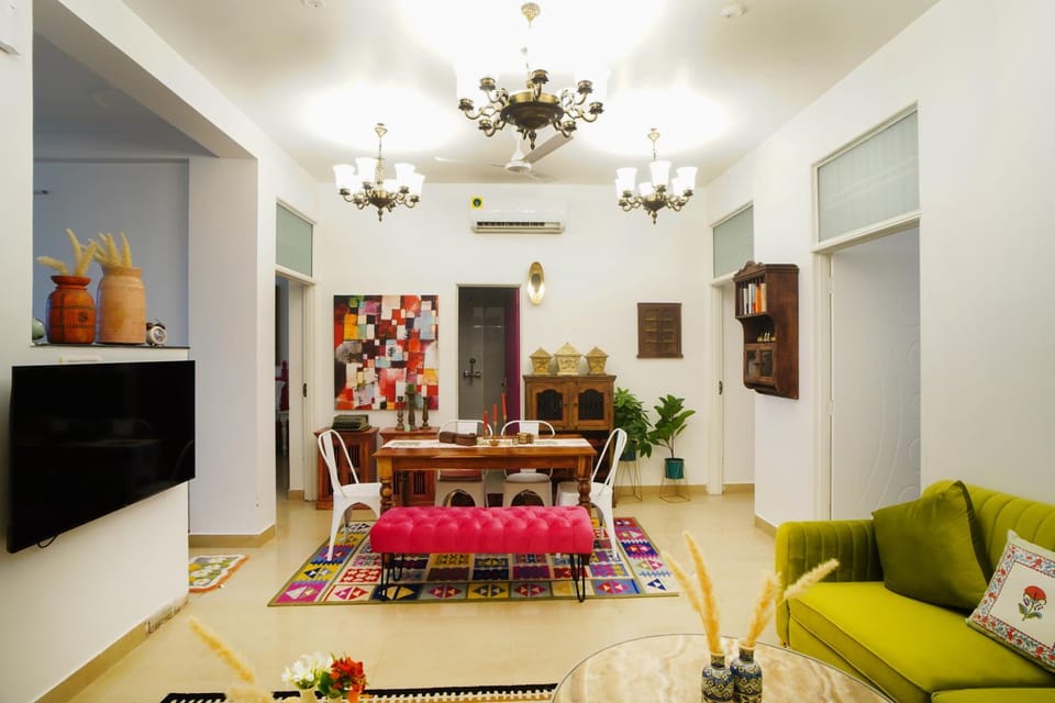Met Luxe Galleria Apartment in Jaipur