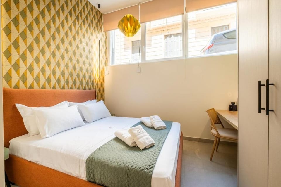 Bed, Photo of the whole room, Bedroom, towels, wardrobe