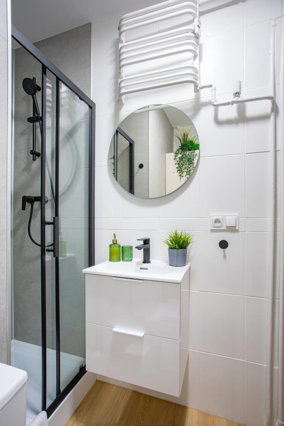 Shower, Bathroom