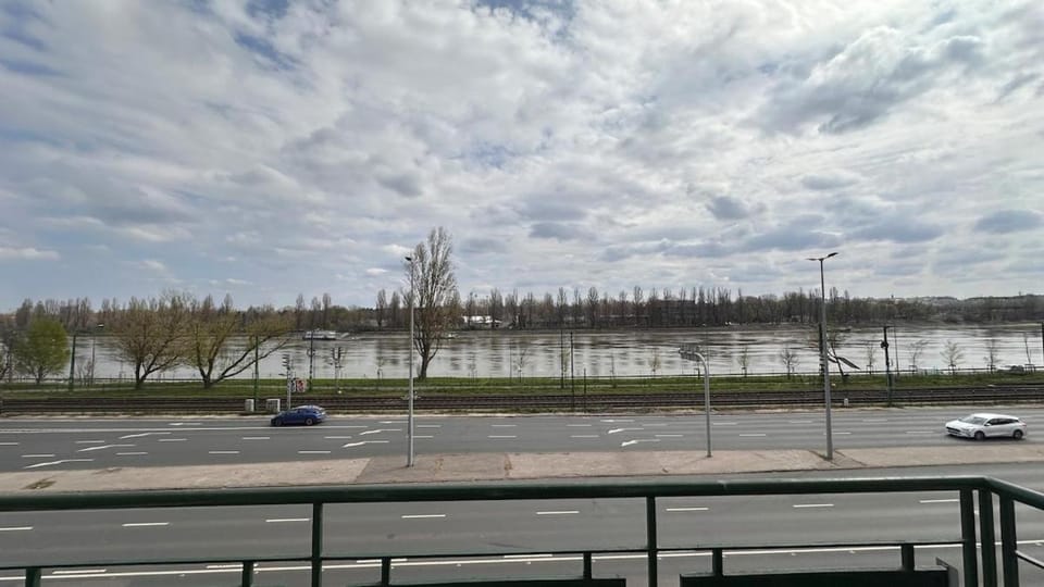 Neighbourhood, View (from property/room)