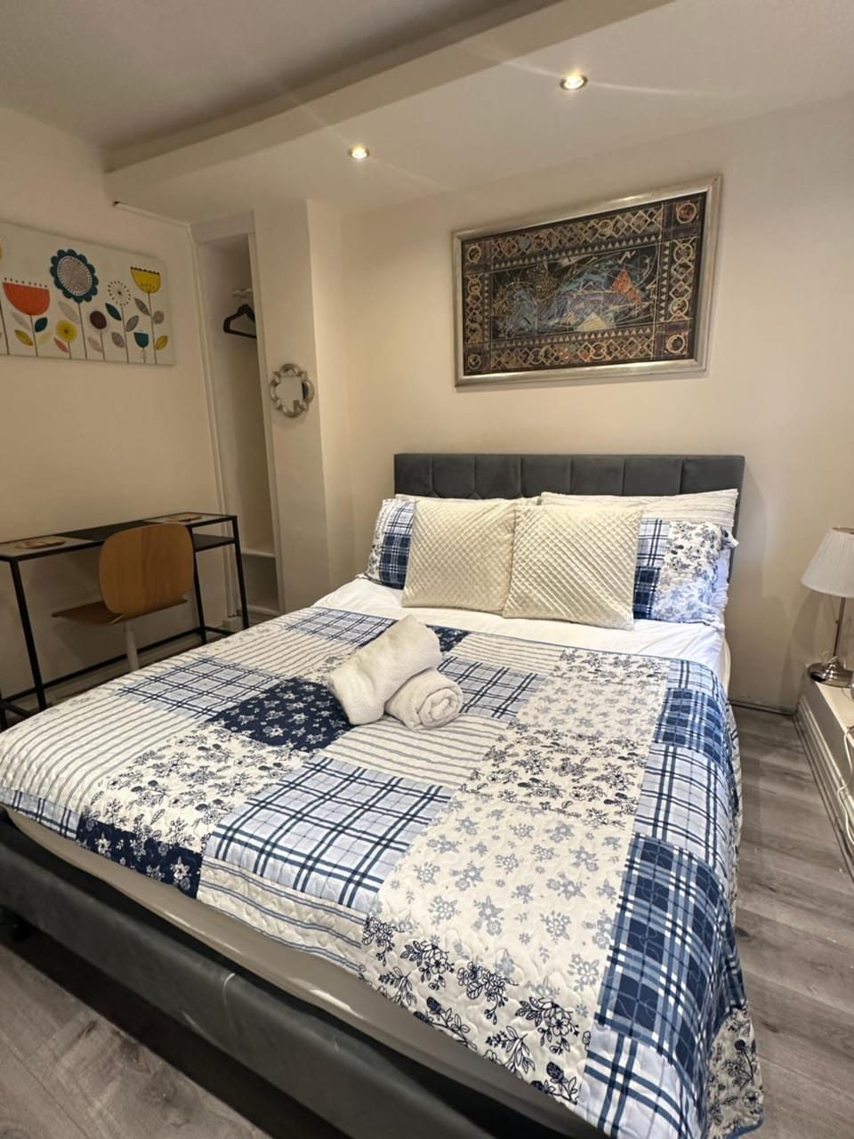 Room 2 - En-suite for 2 people Vacation rental in London Borough of Hackney