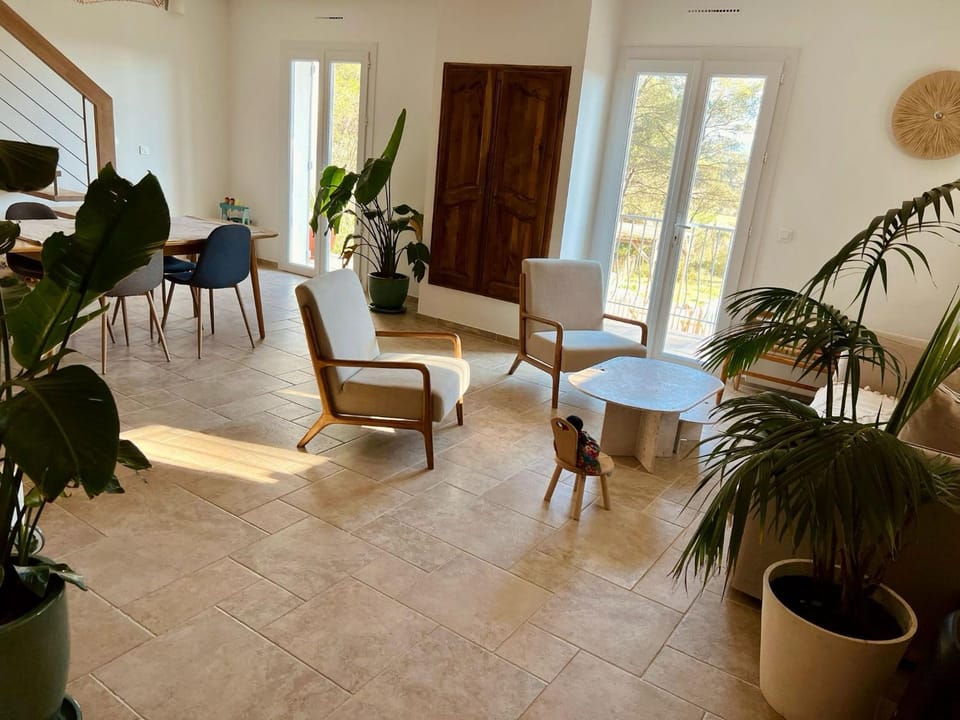 Villa Familliale proche Aix en Provence Villa in French Riviera