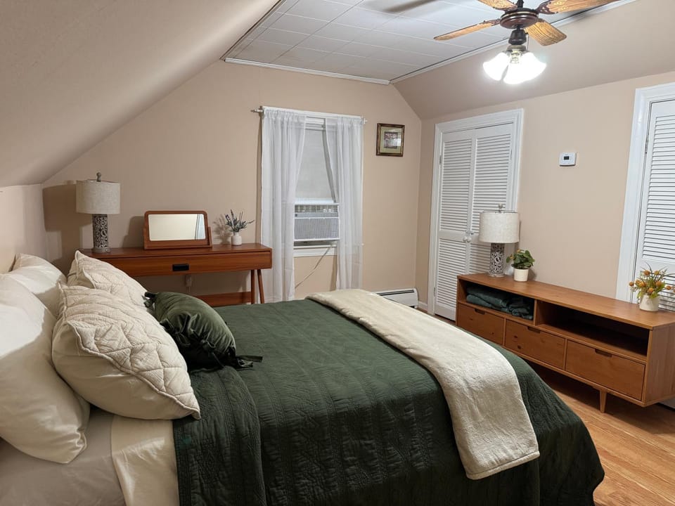 Room in Fitchburg Vacation rental in Leominster