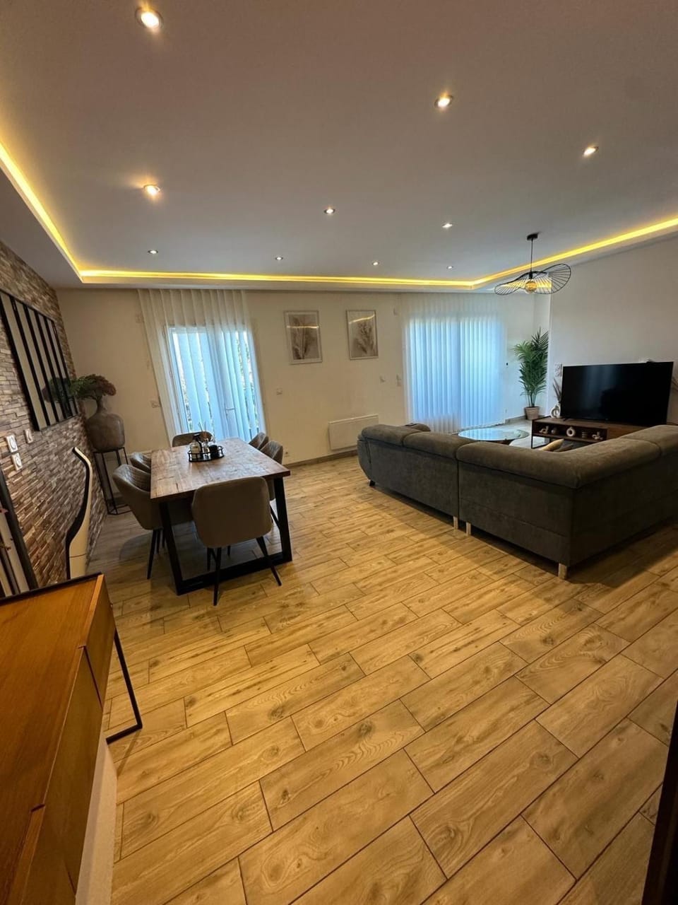 Aix les Bains Bel appartement 3 pièces proche du lac parking privé Apartment in Tresserve