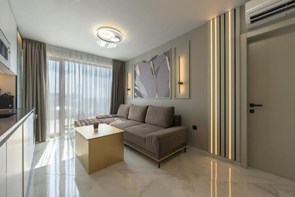 Varna Sunset Terrace Apartment in Varna
