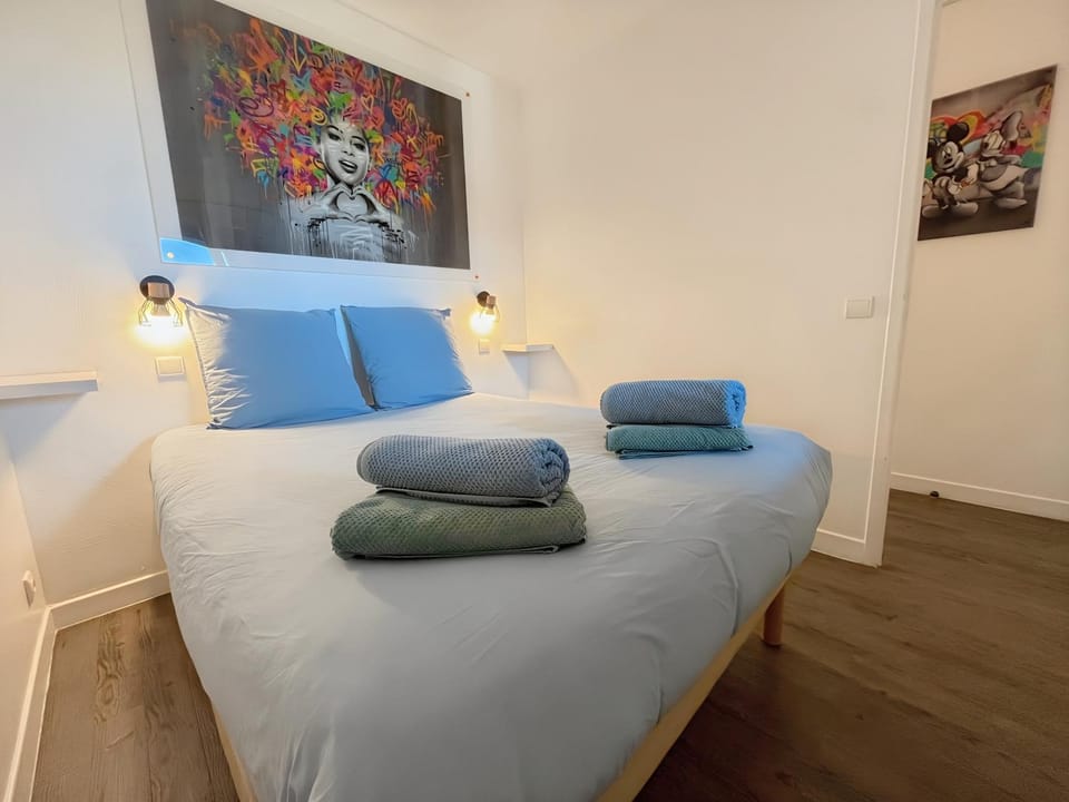 Lovely Apartment with Balcony - Golf course view - Free Parking and Heated Pool Apartment in Deauville