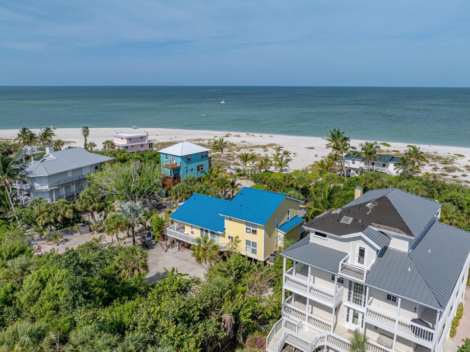 Property building, Bird's eye view, Sea view