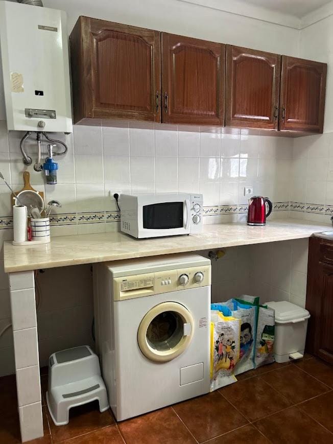microwave, washing machine