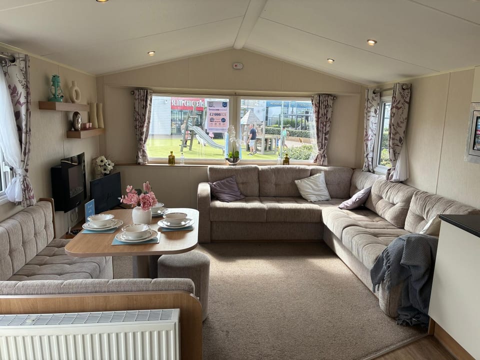 Beech Rise, Primrose Valley, Filey Campground/ 
RV Resort in Primrose Valley