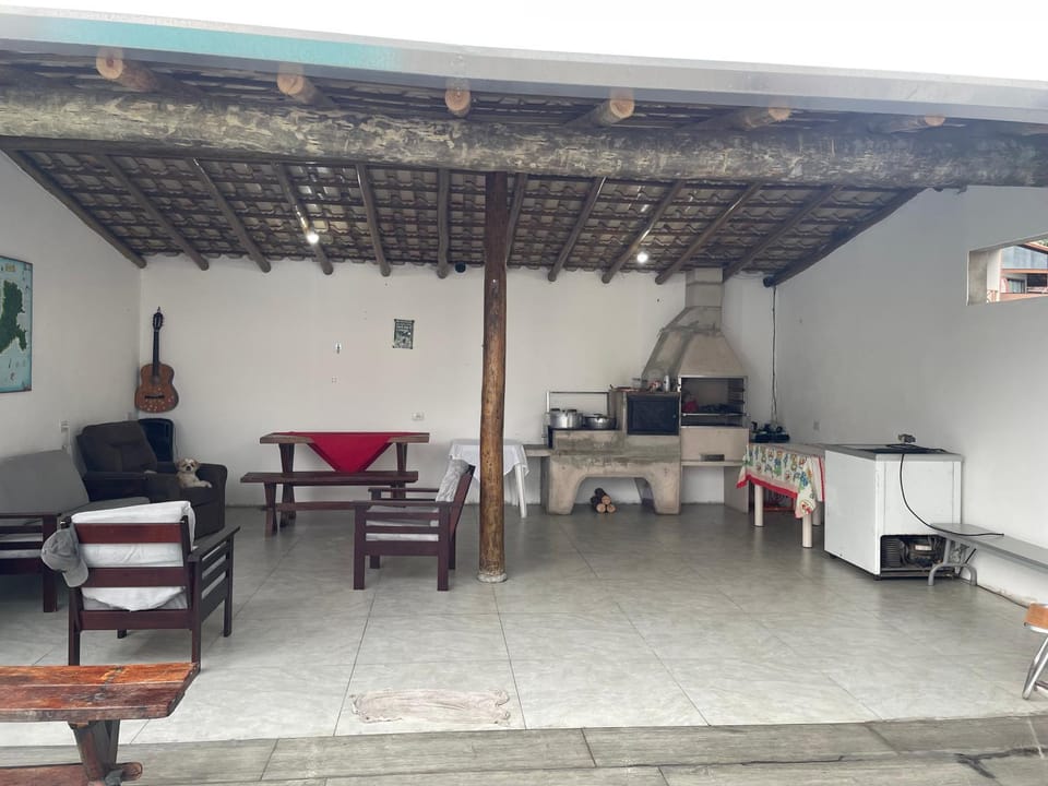 Patio, BBQ facilities