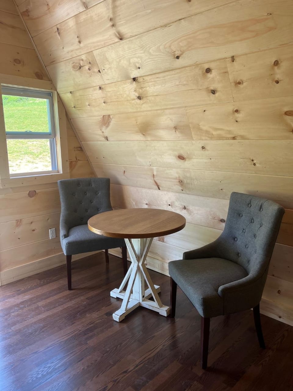 Cozy Coyote A-Frame Tiny Cabin Cabin in Sevierville