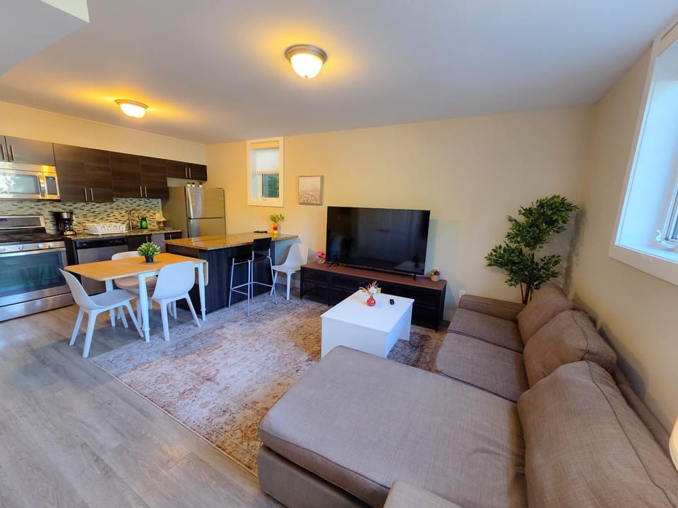 Sandy Hill Downtown Guesthouse Apartment hotel in Gatineau