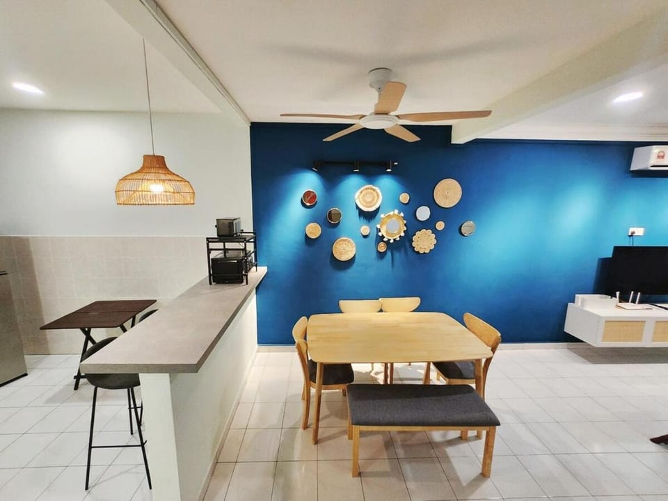 Ipoh pasir puteh vibrant home 4br 15 pax House in Ipoh