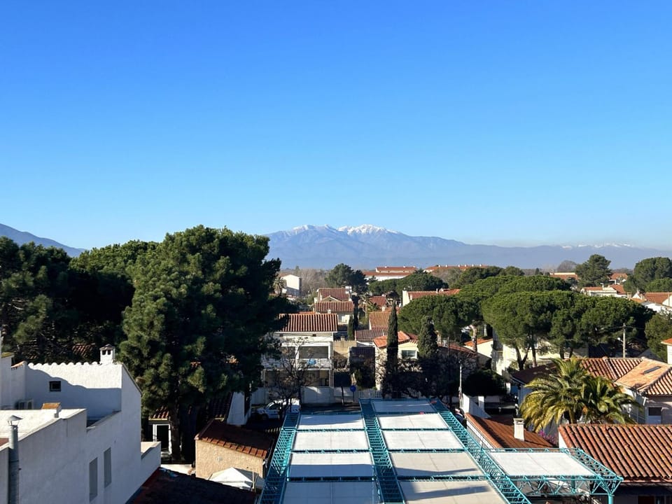 Appartement 4 personnes bord de mer, avec climatisation et parking - FR-1-837-49 Apartment in Argeles-sur-Mer