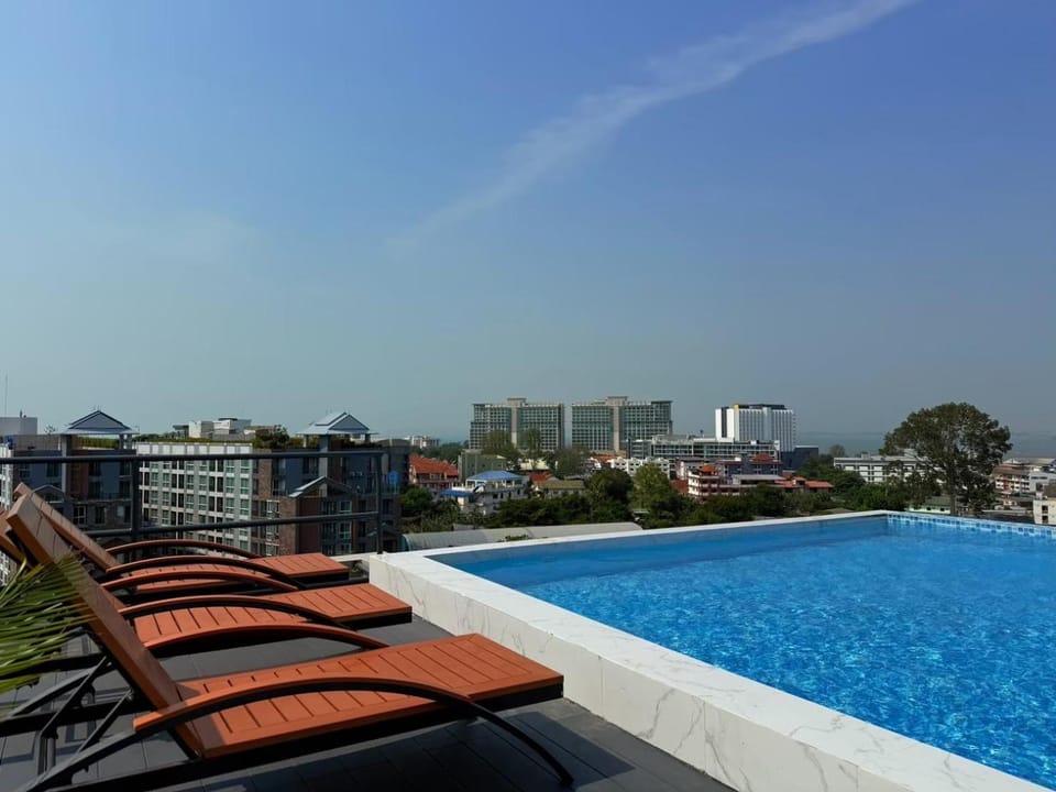 Pool view, Swimming pool, Swimming pool, sunbed