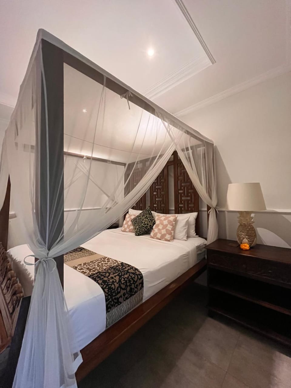 Badra House Hibiscus Villa in Abiansemal