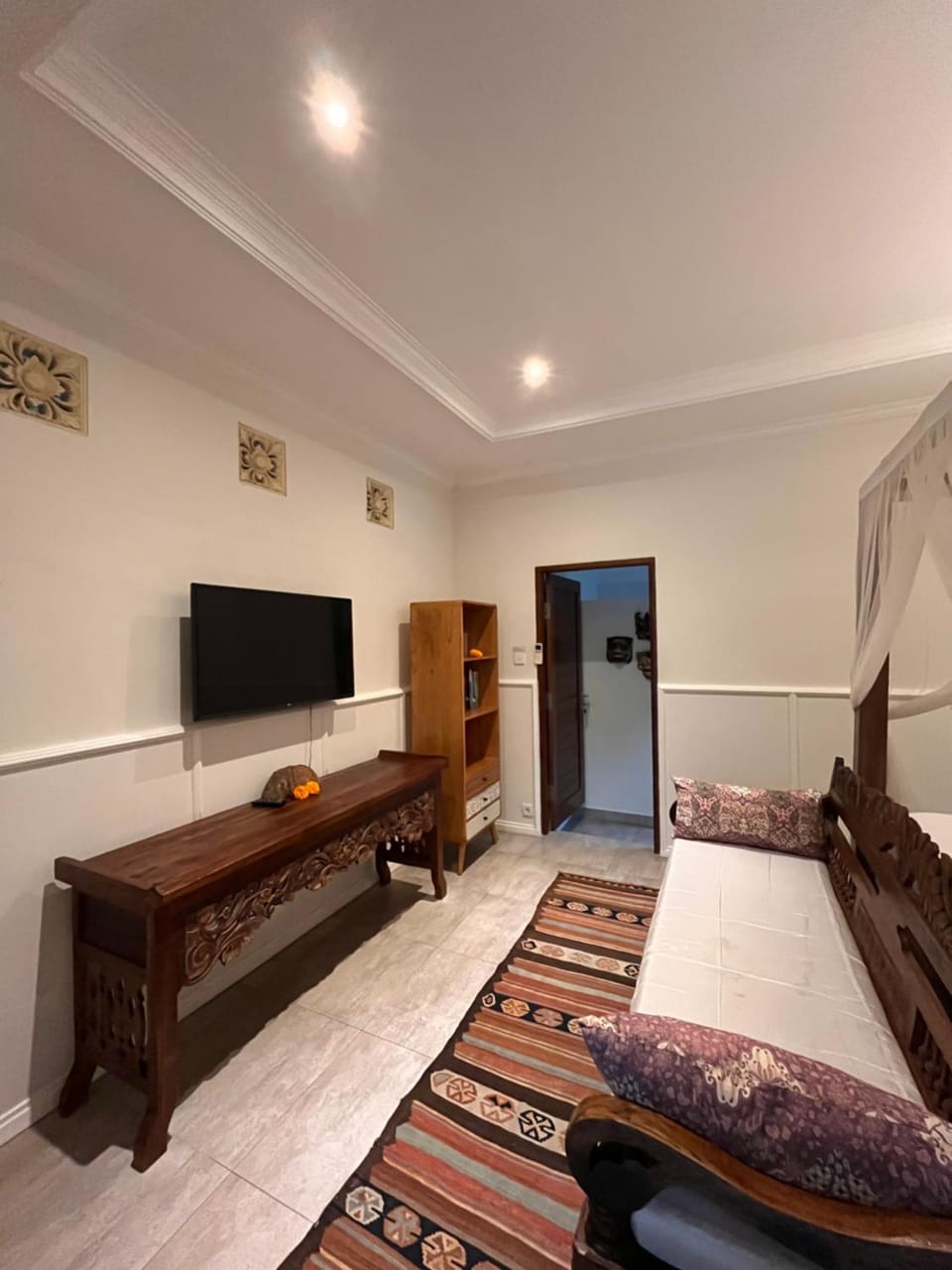 Badra House Hibiscus Villa in Abiansemal