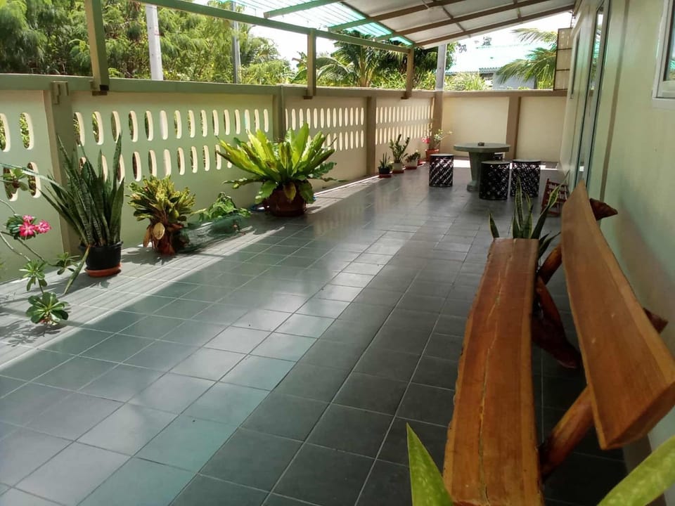 บ้านชาร์มมิ่ง บางเสร่ Charming Bangsaray House in Chon Buri Changwat