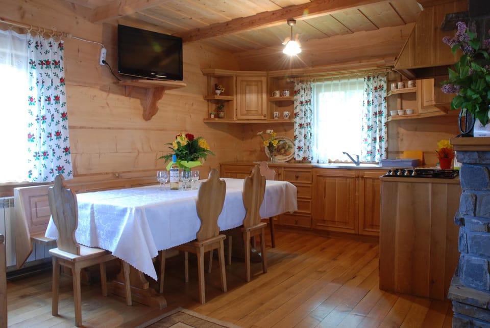 Szałas u Eweliny Vacation rental in Lesser Poland Voivodeship
