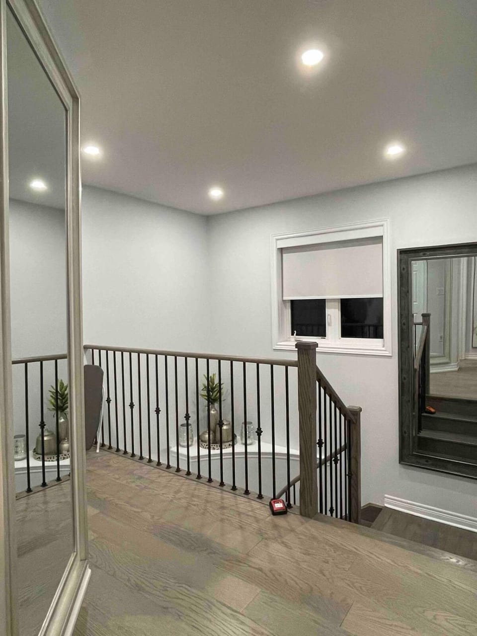 Elegant Oakville Town Residece House in Oakville