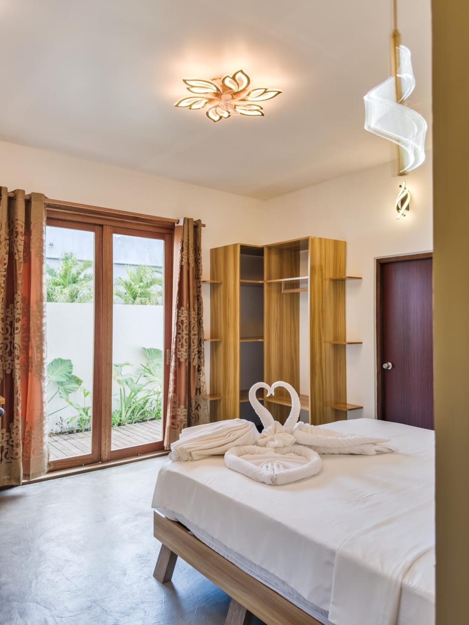 Bed, Photo of the whole room, Bedroom, towels, wardrobe