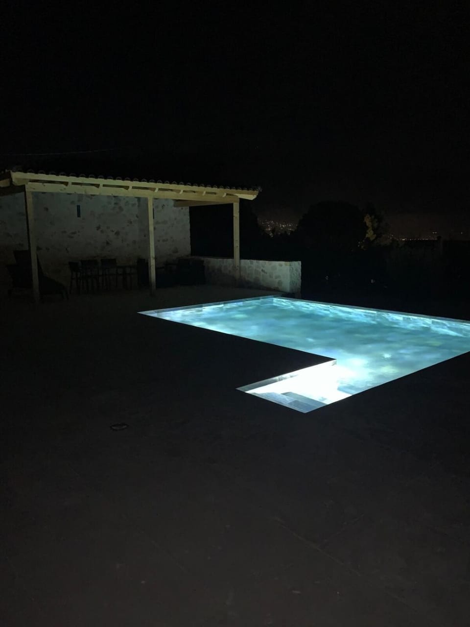 Night, Pool view