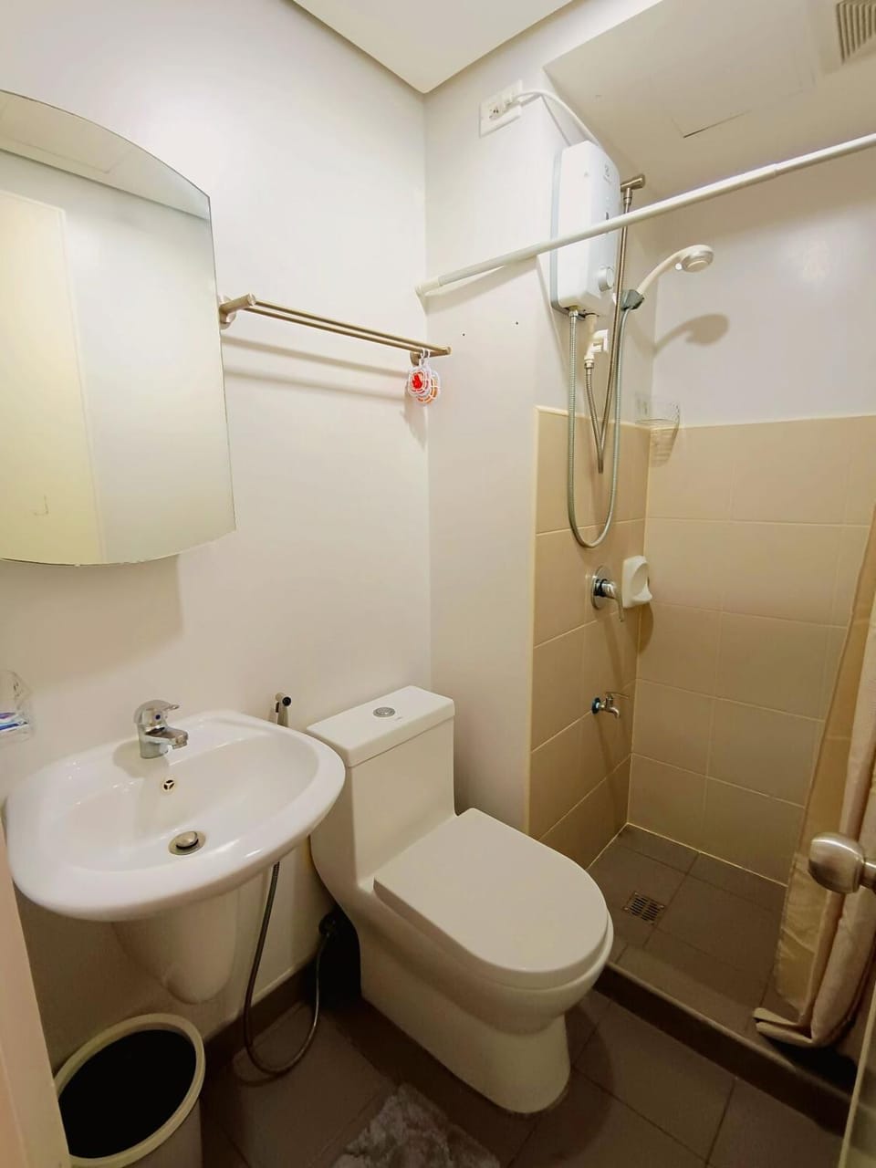 Shower, Toilet, Bathroom, bidet