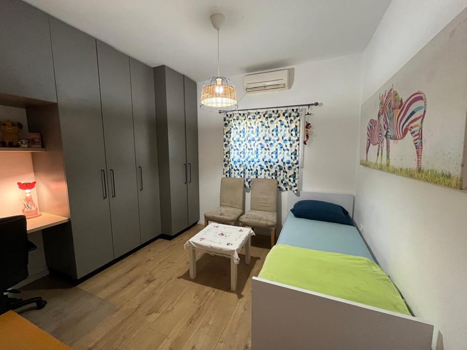TV and multimedia, Bedroom, air conditioner