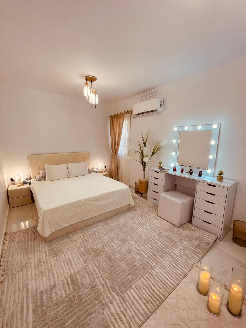Bed, Photo of the whole room, Bedroom, Garden view, internet, VIP, VIP, wardrobe, air conditioner