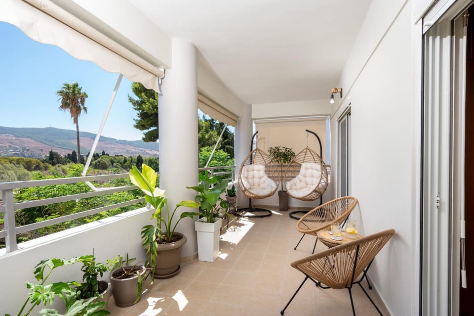 Patio, Natural landscape, View (from property/room), Balcony/Terrace, Mountain view