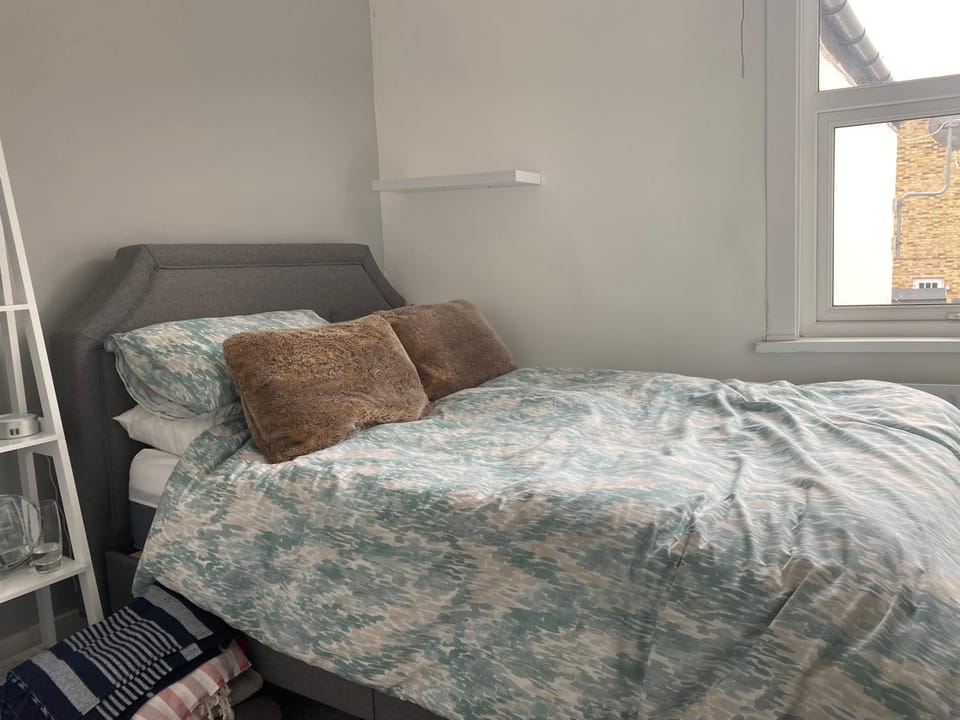 3 bed home with garden near london House in Croydon