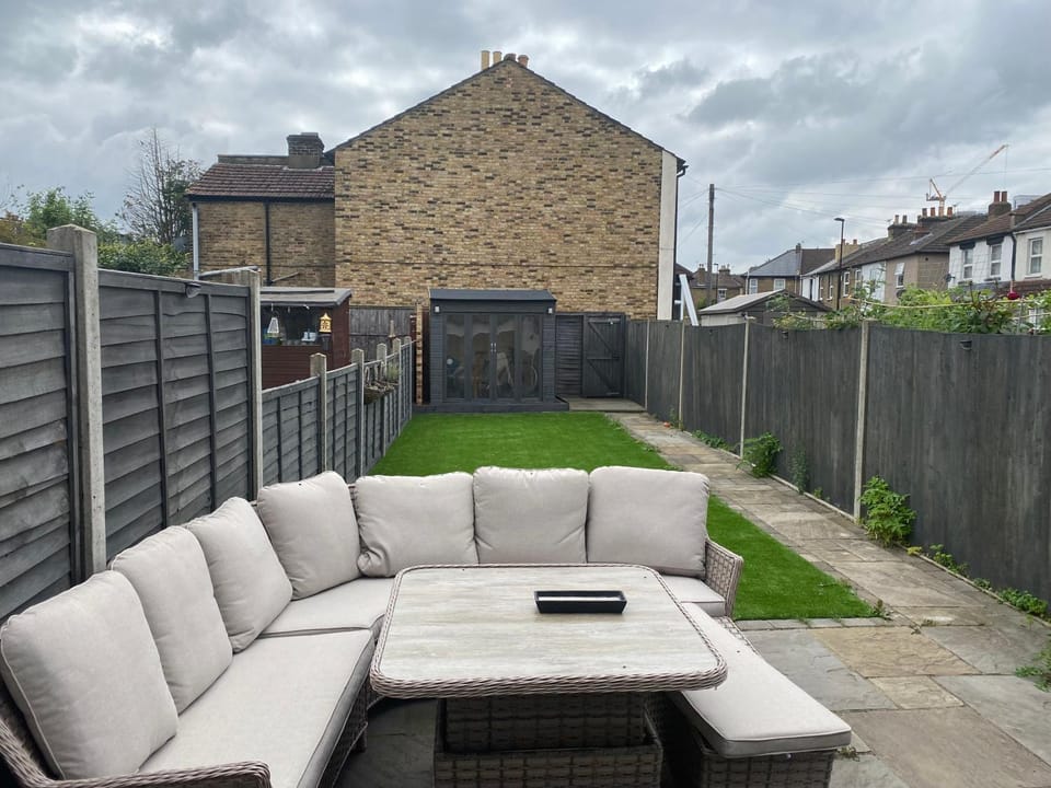 3 bed home with garden near london House in Croydon