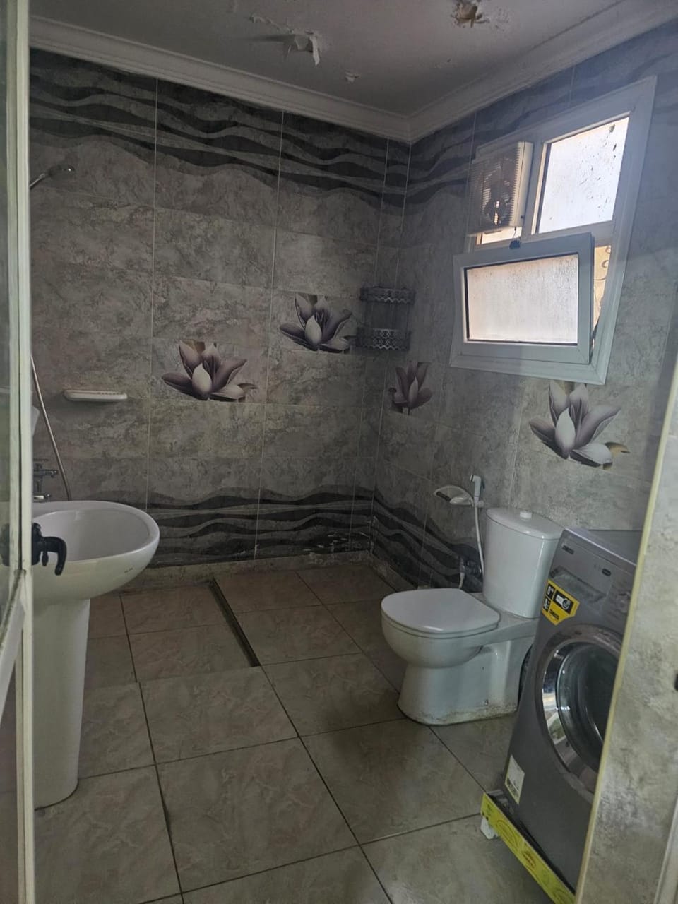 ارقي مكان في المهندسين للايجار Apartment in Egypt