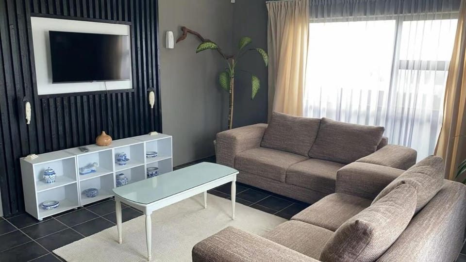 Great 2 bedroom home 100m from the beach House in KwaZulu-Natal