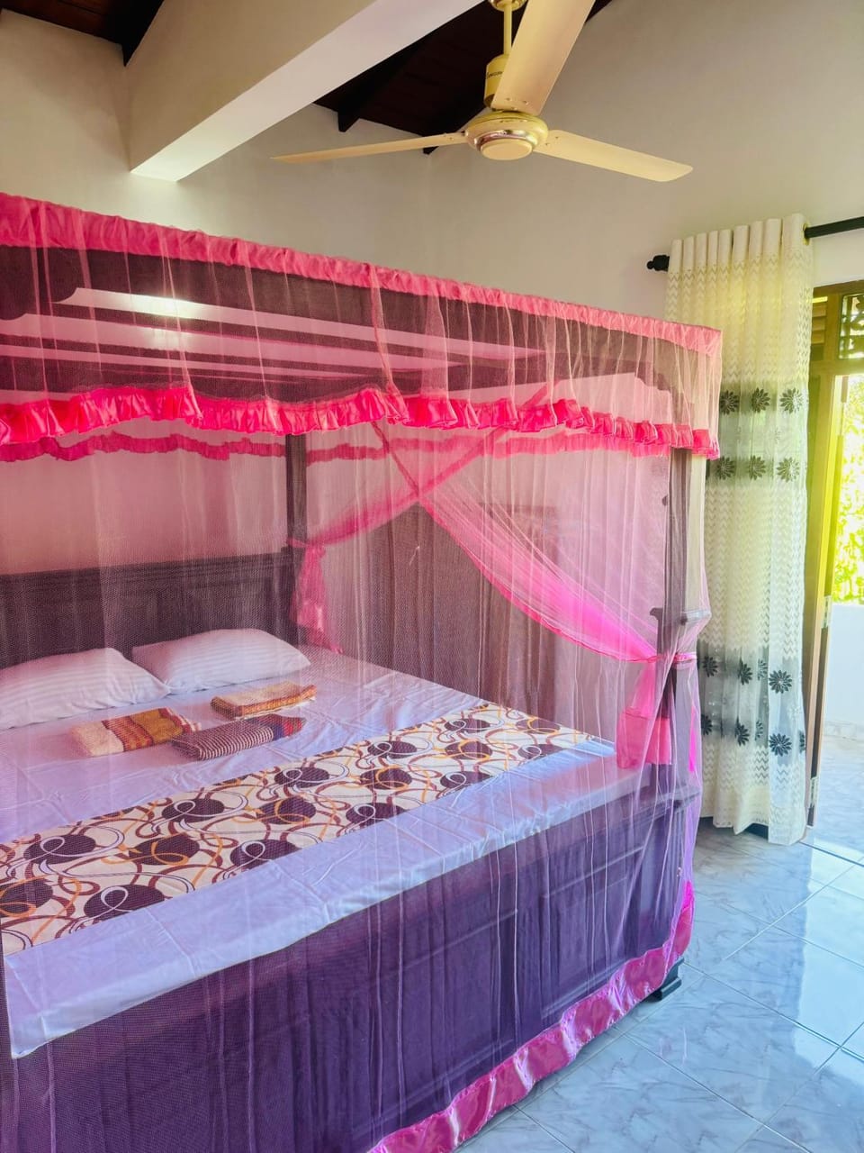 Tharu Holiday Home Bed and Breakfast in Tangalle