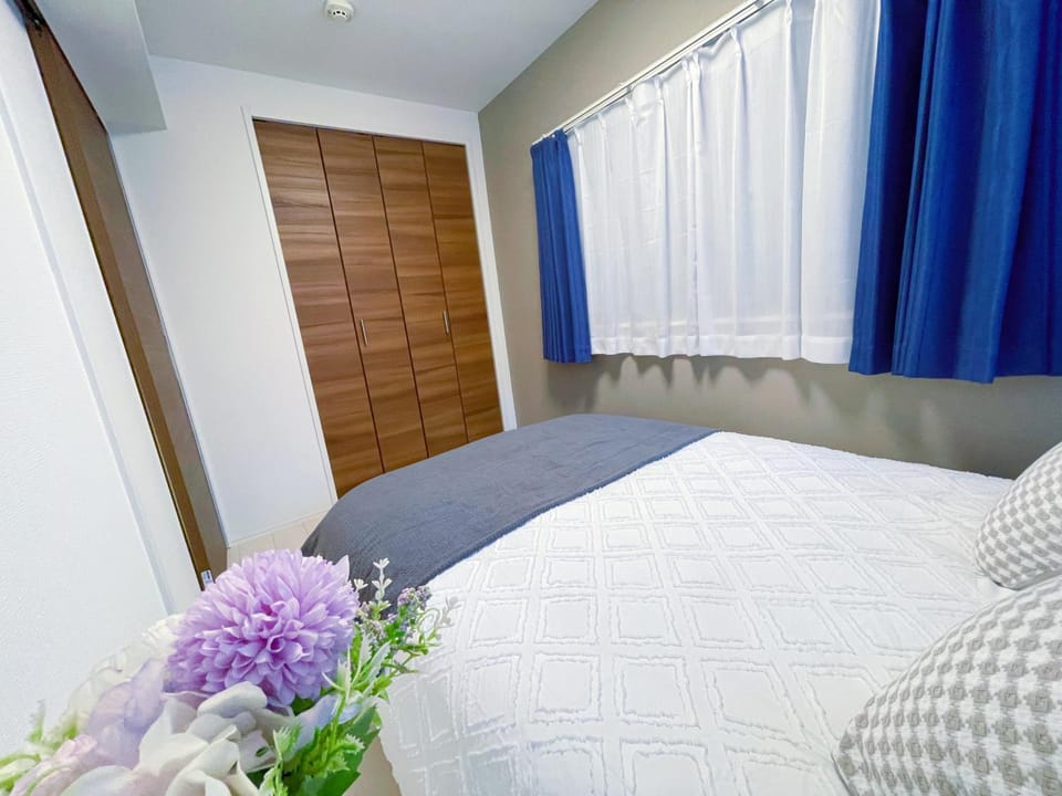 Bed, Bedroom, wardrobe
