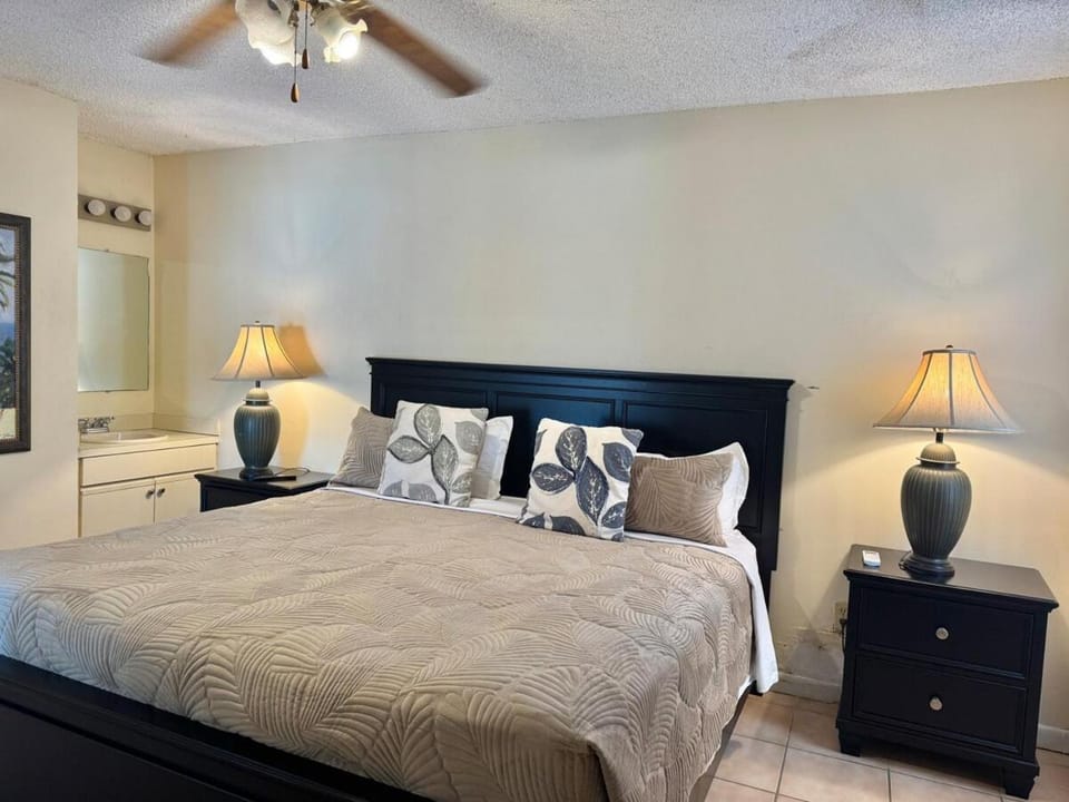 Waterfront 2-BR Home in Providenciales Apartment in Turks and Caicos Islands