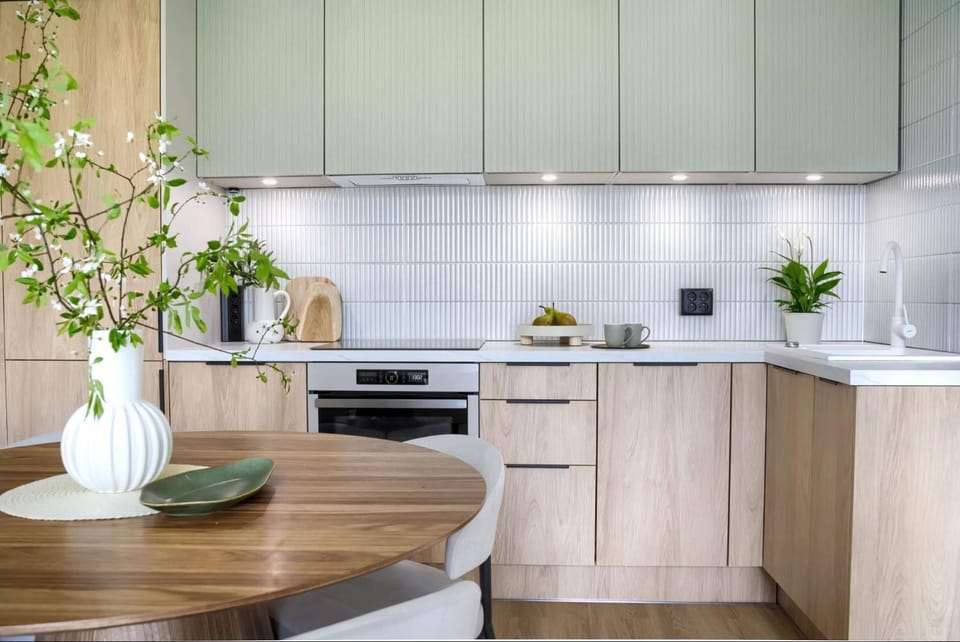 Coffee/tea facilities, Kitchen or kitchenette, dishwasher, stove