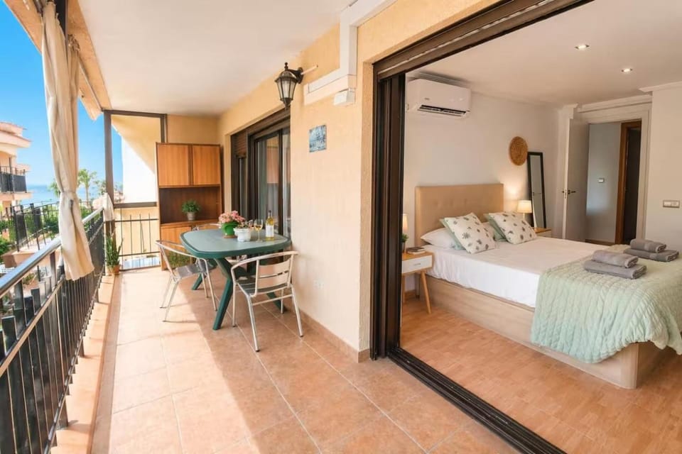 Off site, Balcony/Terrace, Bedroom, Garden view