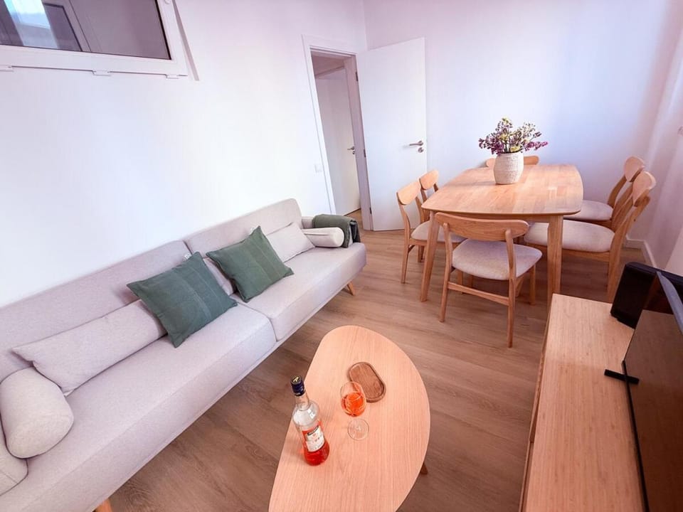 The Coziest 3BR Apartment in Caparica, by 351Lisbon Apartment in Costa da Caparica