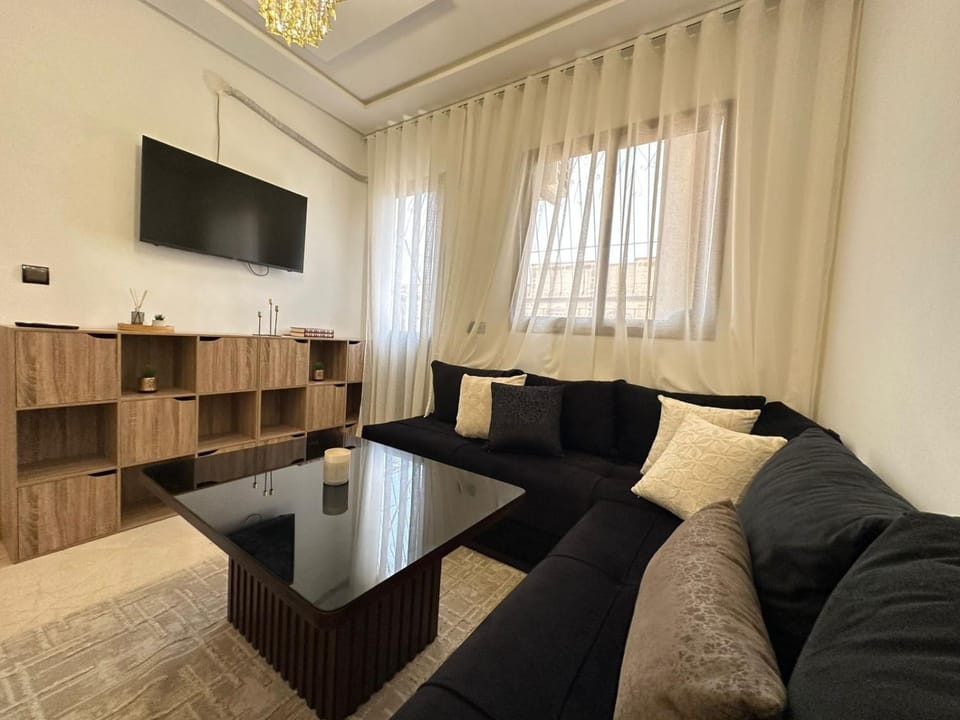 Chic & Cozy Apartment for a Comfortable Stay Fes Apartment in Fes